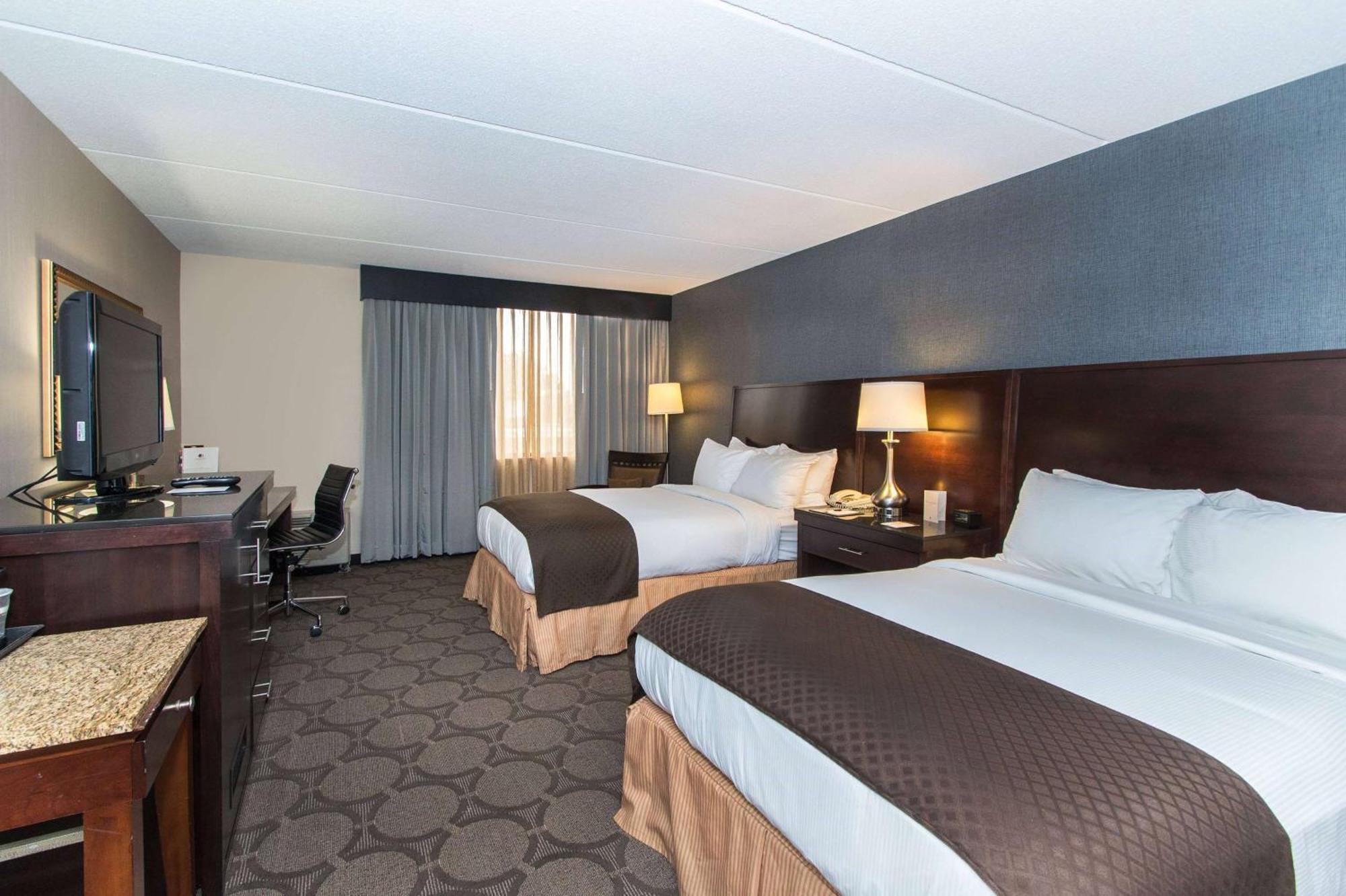 Wyndham Columbus Hotel Worthington Exterior photo